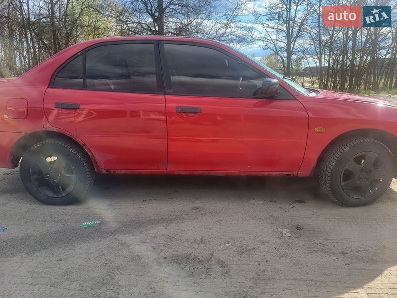 Седан Mitsubishi Lancer 1996 в Старом Селе