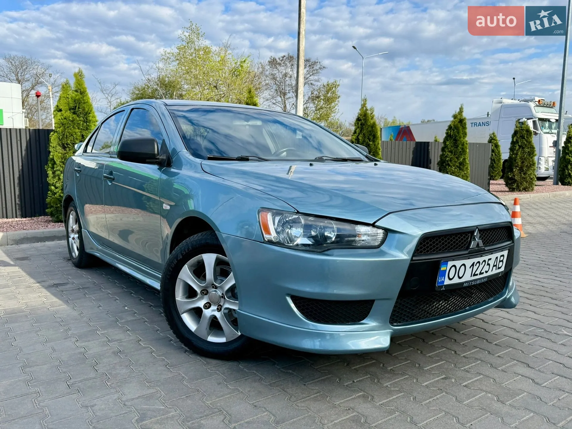 2010 Mitsubishi Lancer - мініатюра 29