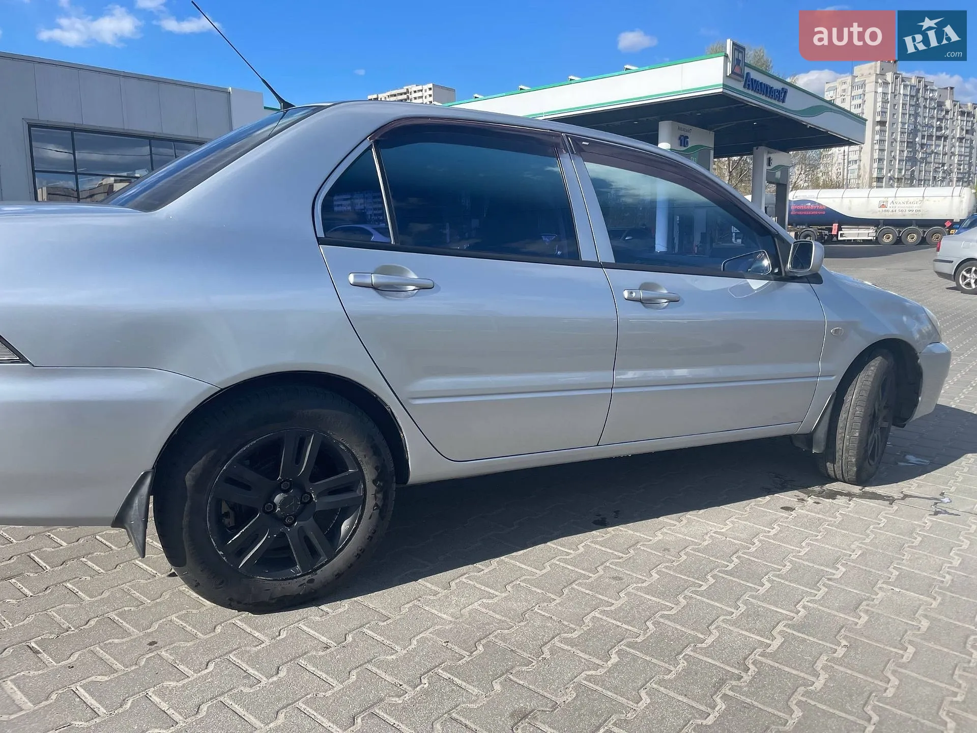 2011 Mitsubishi Lancer - мініатюра 11