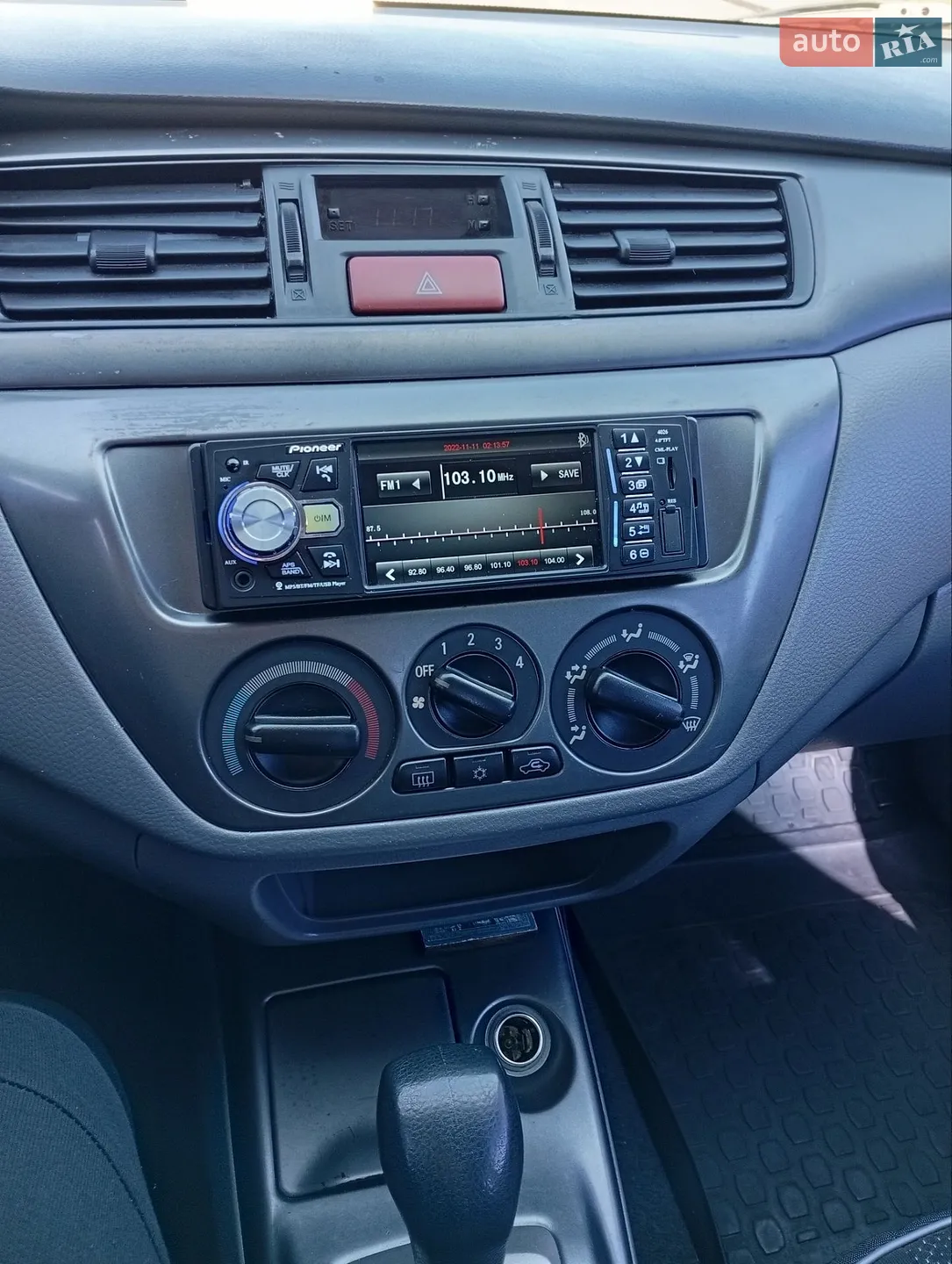 2011 Mitsubishi Lancer - мініатюра 25