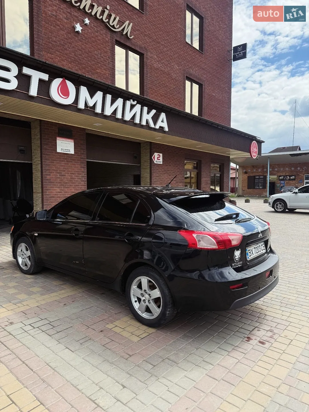 2011 Mitsubishi Lancer - мініатюра 3
