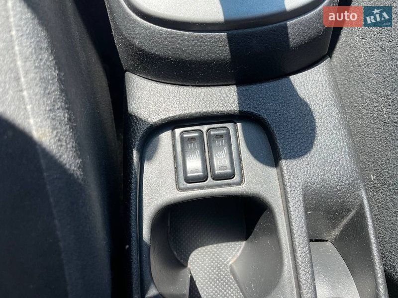 Седан Mitsubishi Lancer 2008 в Киеве