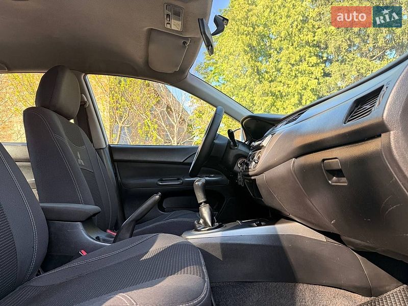 Седан Mitsubishi Lancer 2008 в Ахтырке
