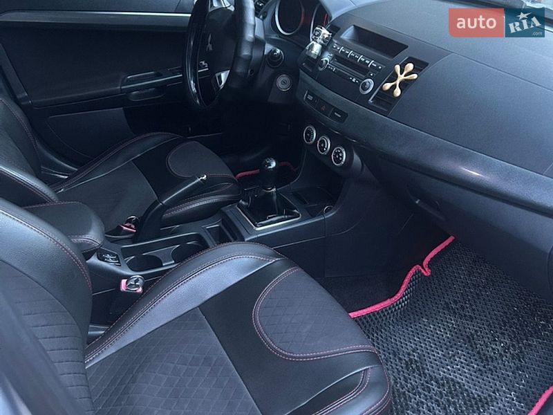 Седан Mitsubishi Lancer 2007 в Кривому Розі