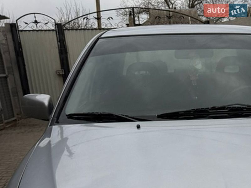 Седан Mitsubishi Lancer 2006 в Днепре