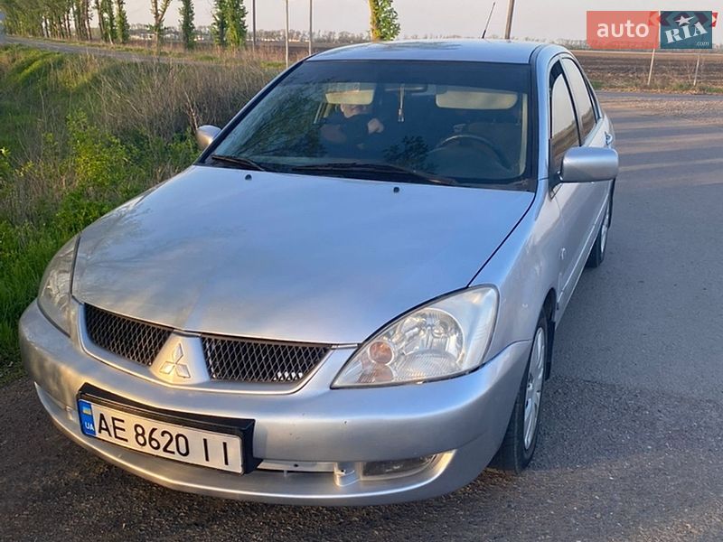 Седан Mitsubishi Lancer 2006 в Днепре