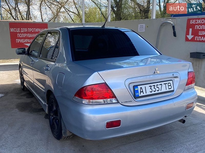 Седан Mitsubishi Lancer 2005 в Бобровице