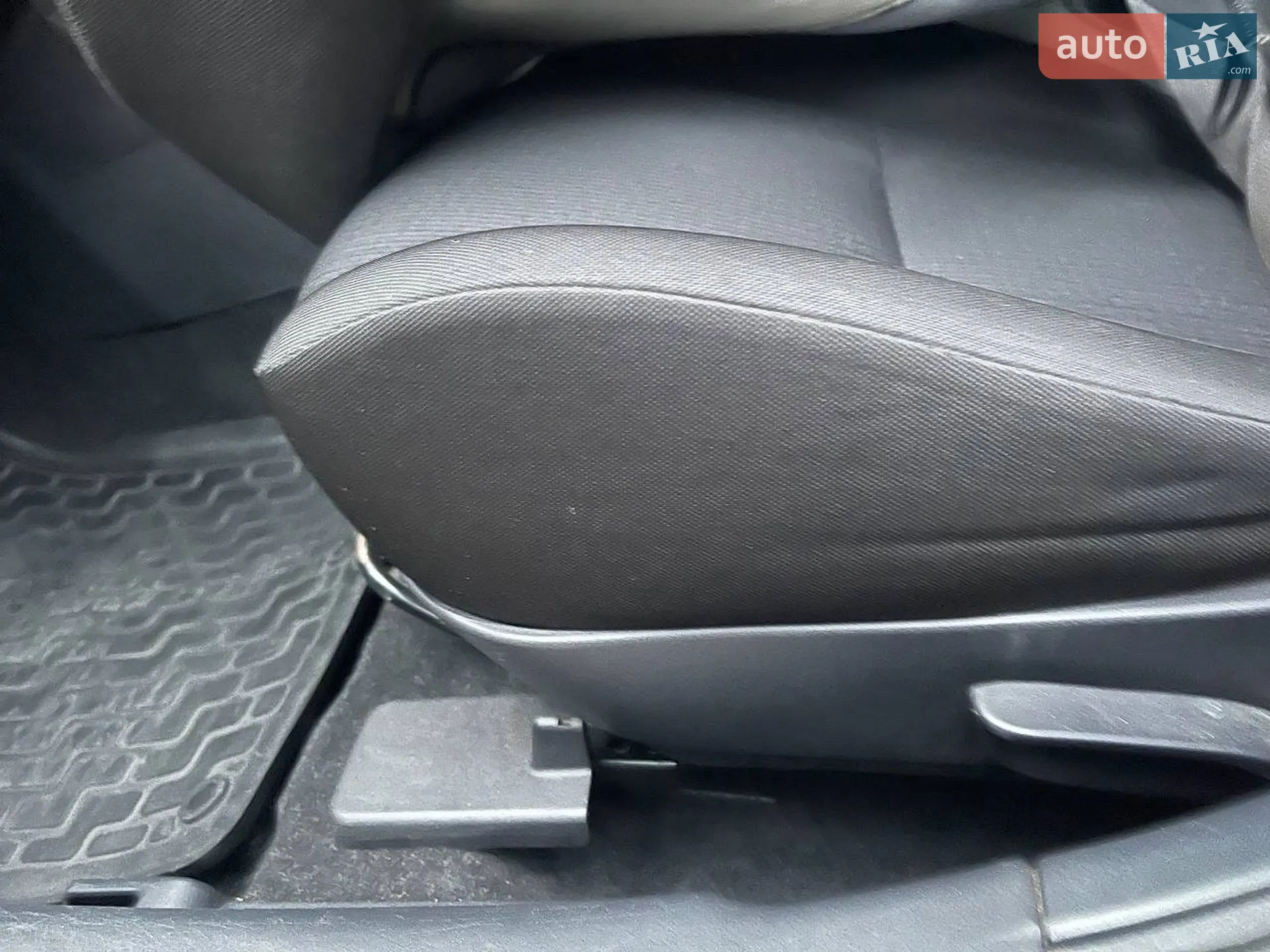 2011 Mitsubishi Lancer - мініатюра 8
