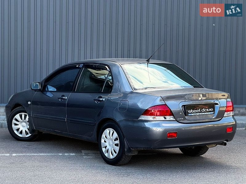 Седан Mitsubishi Lancer 2007 в Николаеве