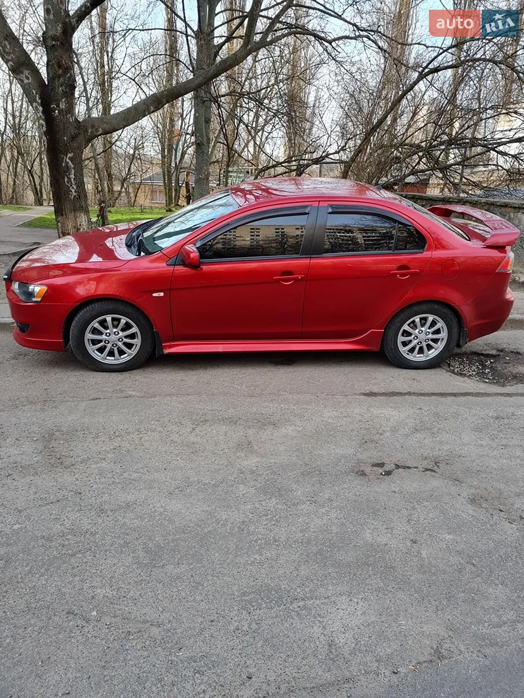 2011 Mitsubishi Lancer - фото 1