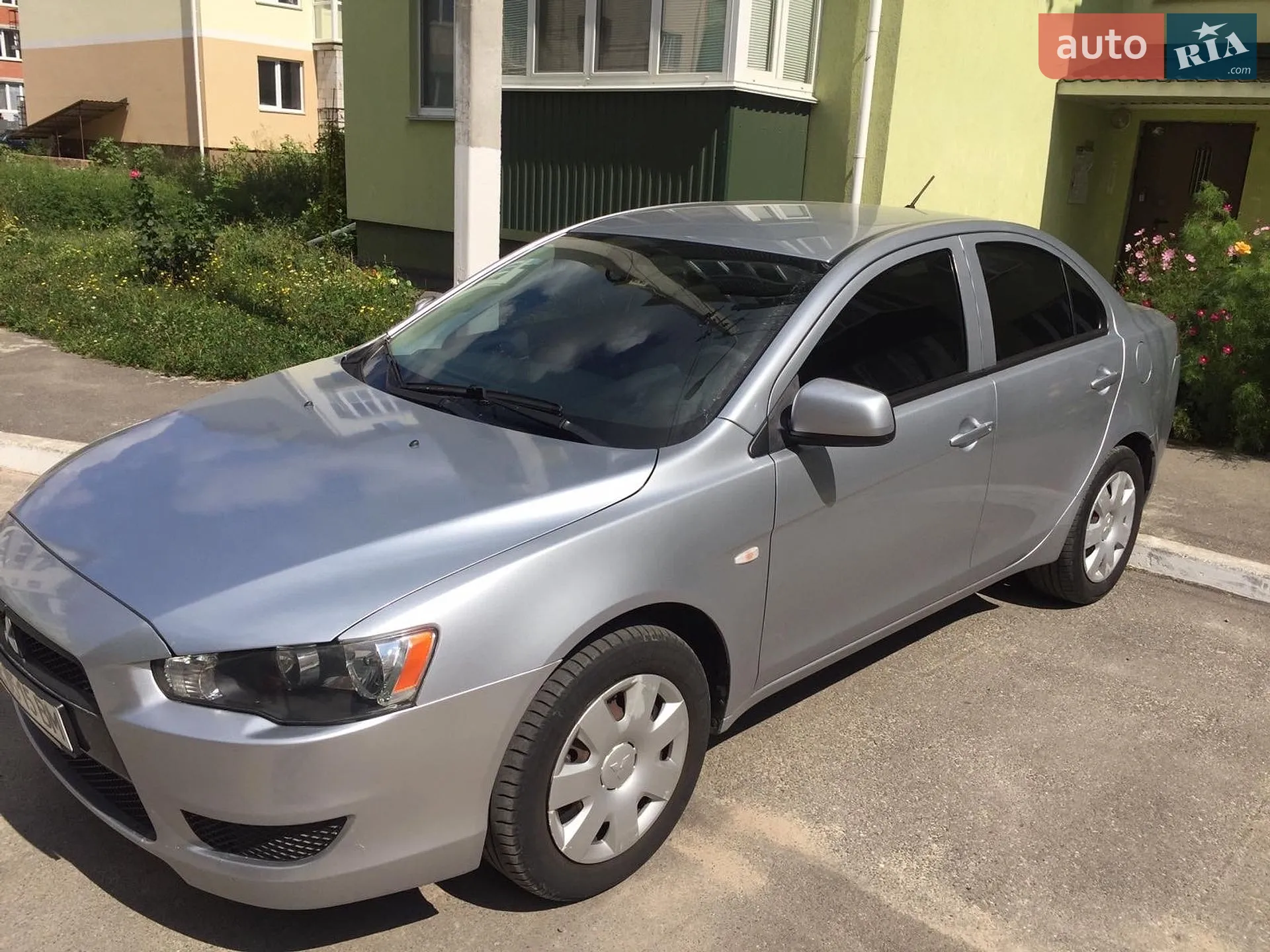 2010 Mitsubishi Lancer - мініатюра 4
