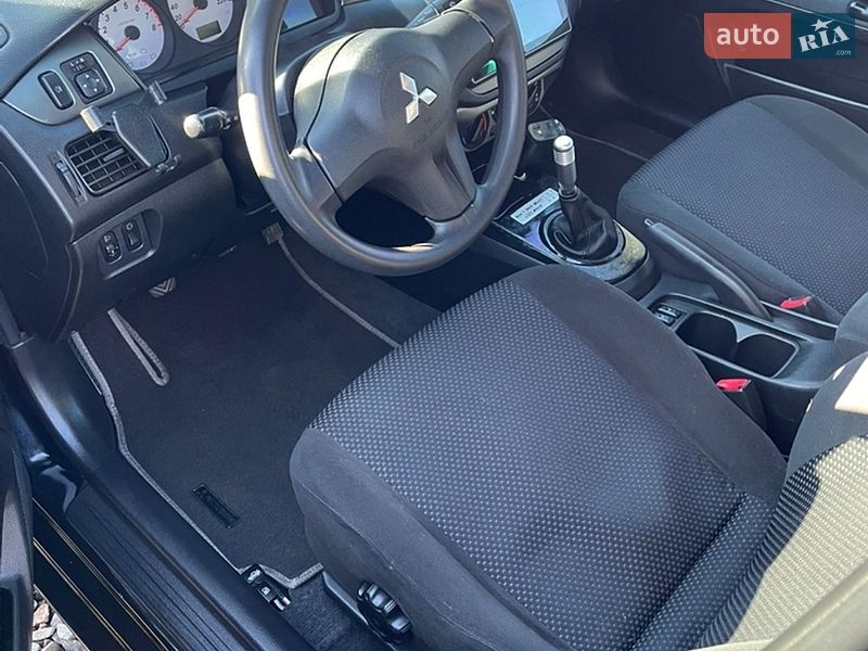 Седан Mitsubishi Lancer 2008 в Львове
