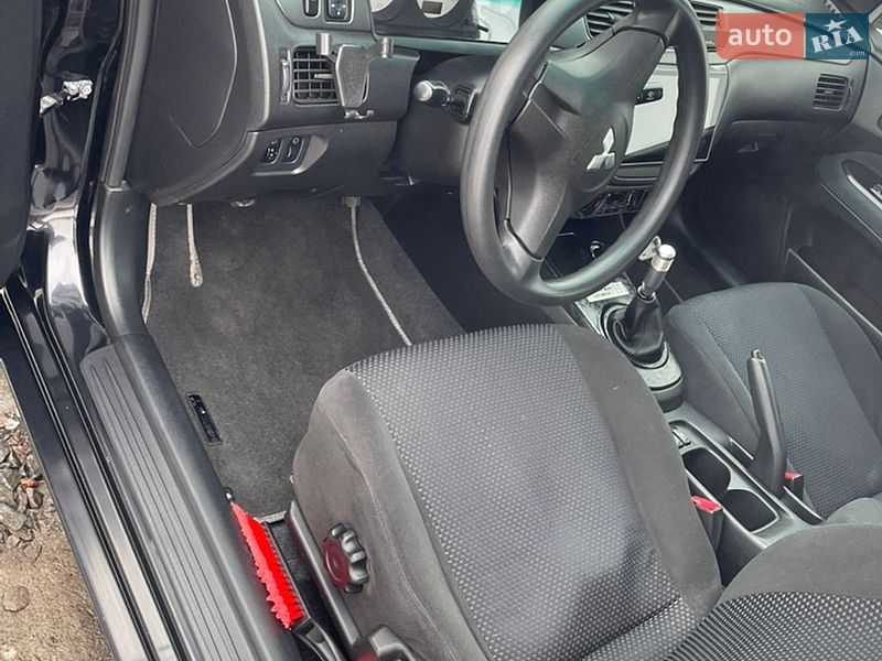 Седан Mitsubishi Lancer 2008 в Львове