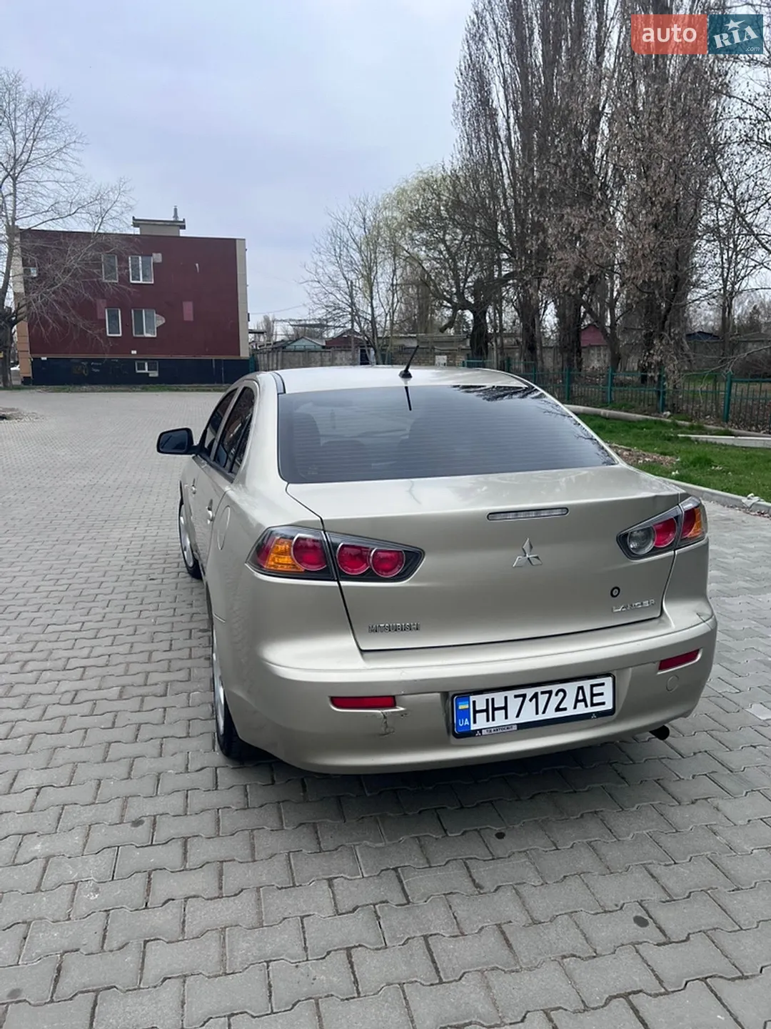 2010 Mitsubishi Lancer - мініатюра 7