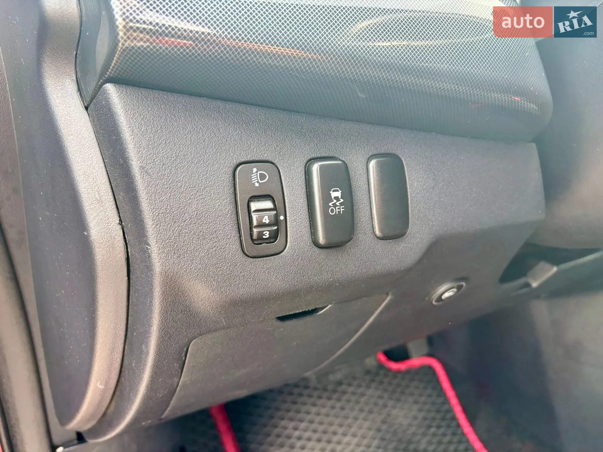 2011 Mitsubishi Lancer - мініатюра 38