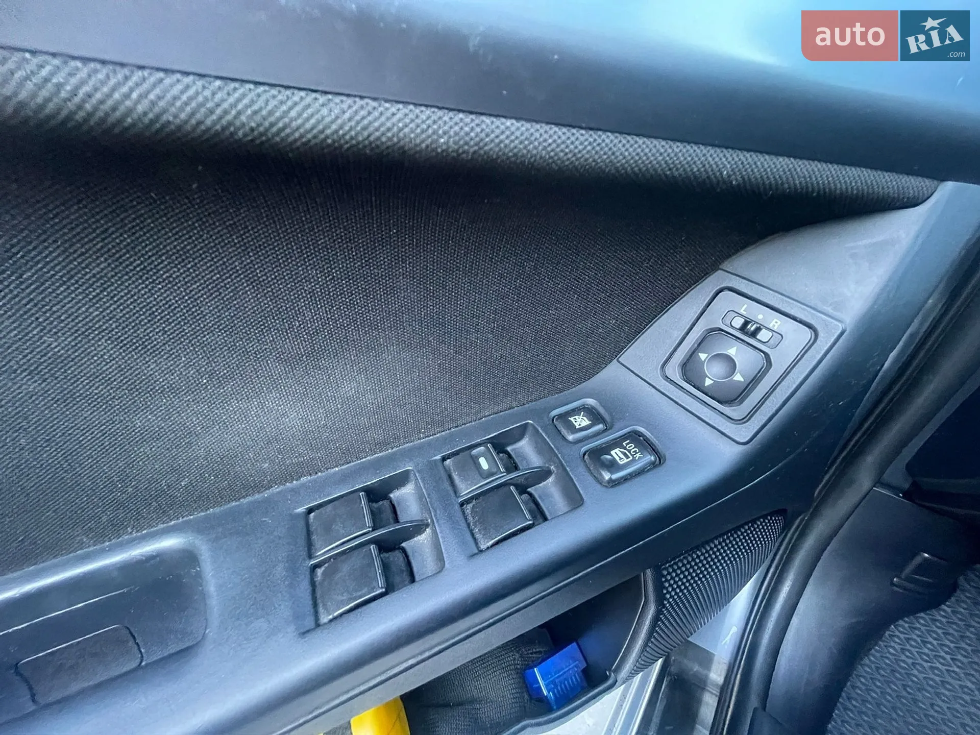 2010 Mitsubishi Lancer - мініатюра 24