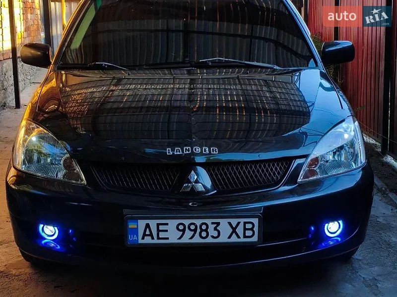 Mitsubishi Lancer