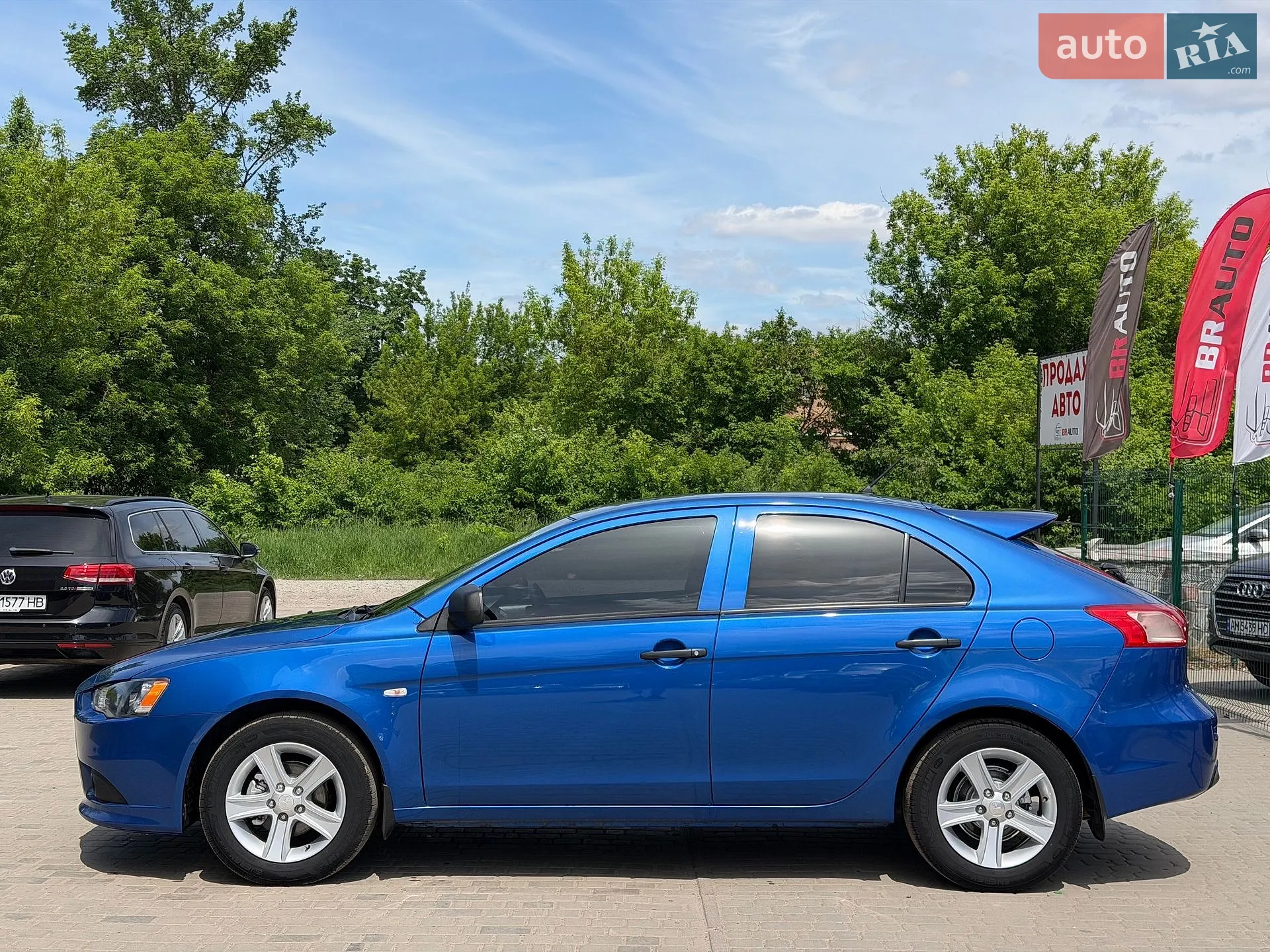 2010 Mitsubishi Lancer - мініатюра 12