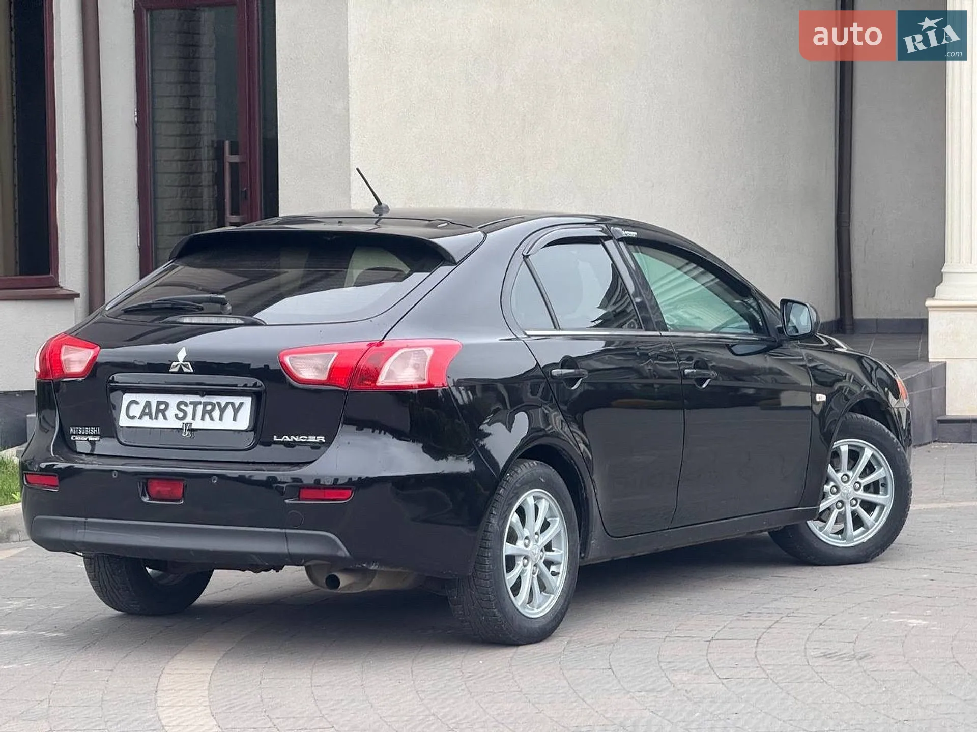 2011 Mitsubishi Lancer - мініатюра 19