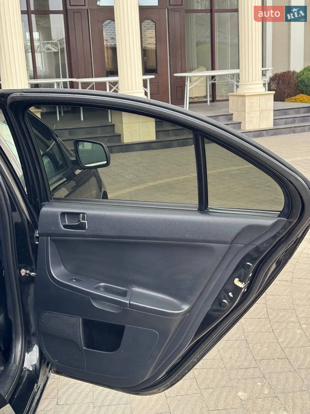 2011 Mitsubishi Lancer - мініатюра 43
