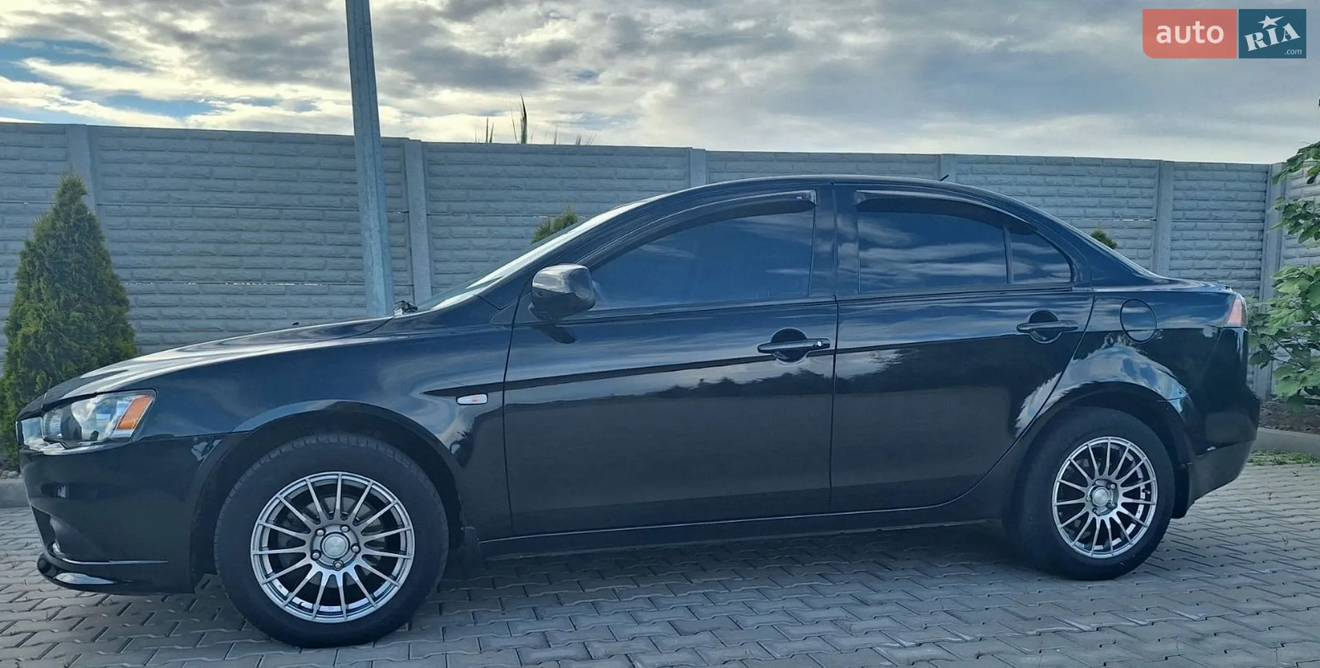 2012 Mitsubishi Lancer - мініатюра 13
