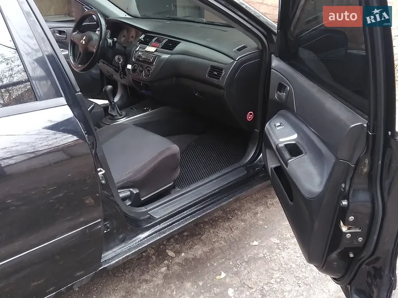 Mitsubishi Lancer 2006 VIN JMBSNCS3A6U028789 фото оголошення 10 з 52