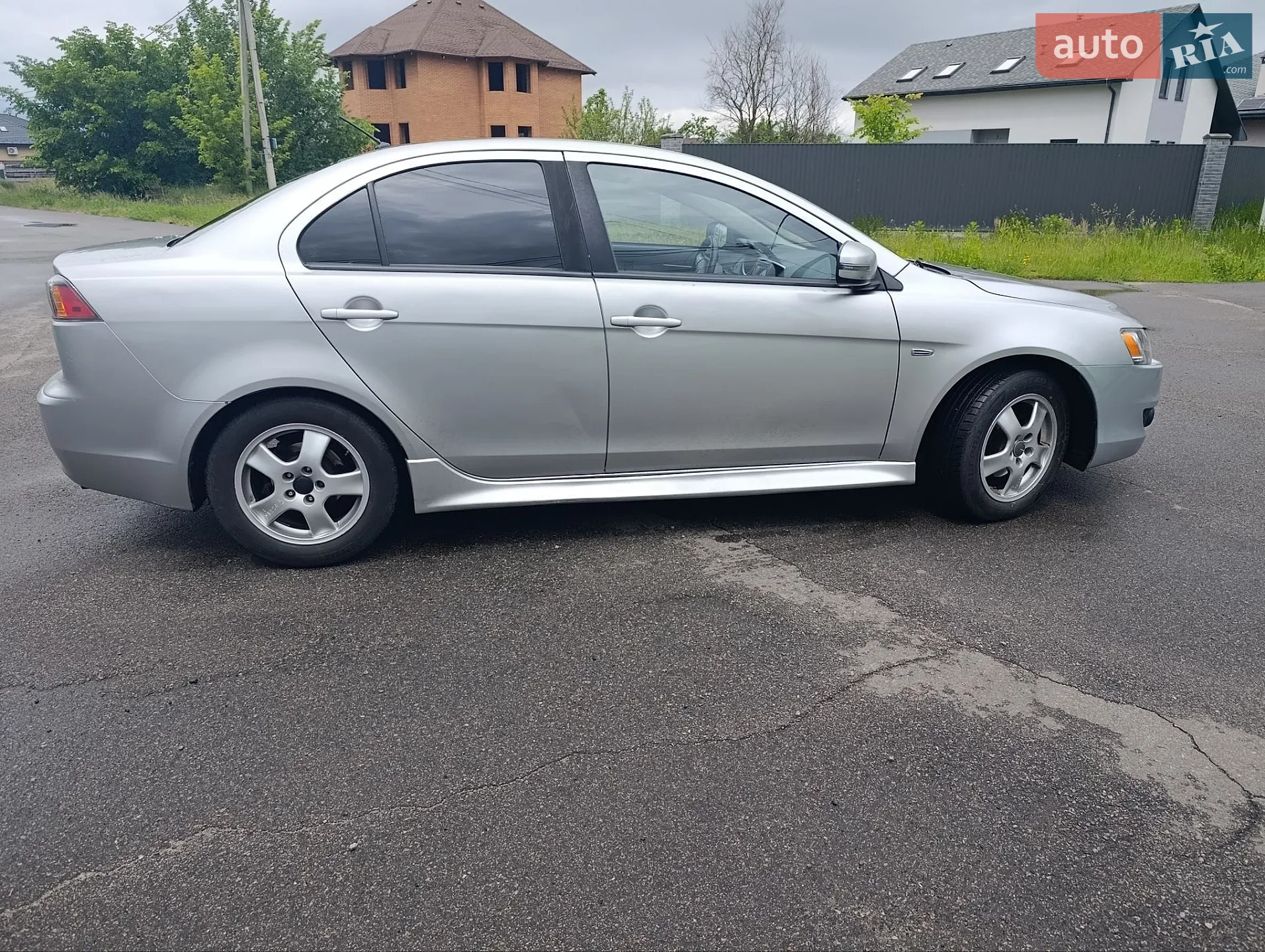 2016 Mitsubishi Lancer - мініатюра 11