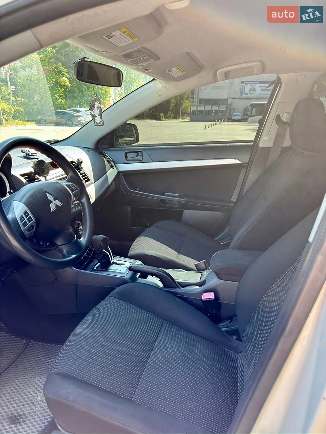 2010 Mitsubishi Lancer - мініатюра 9