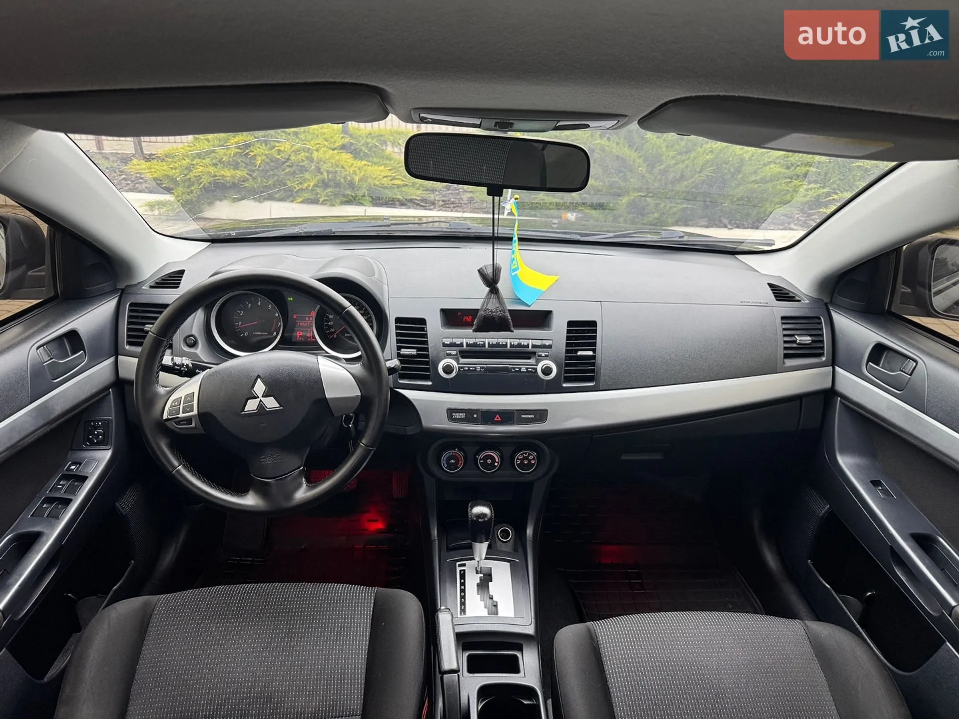 2010 Mitsubishi Lancer - мініатюра 18