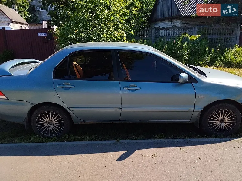 Mitsubishi Lancer