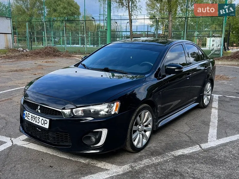Mitsubishi Lancer 2016