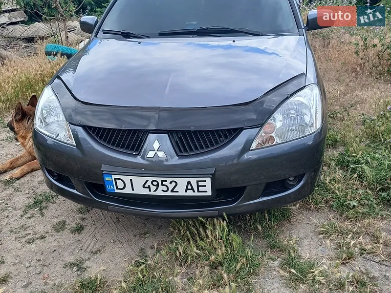 Mitsubishi Lancer