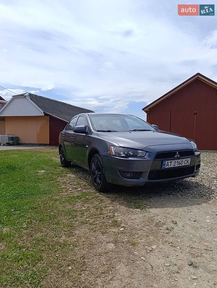 2010 Mitsubishi Lancer - мініатюра 9