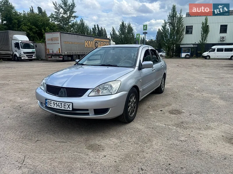 Mitsubishi Lancer