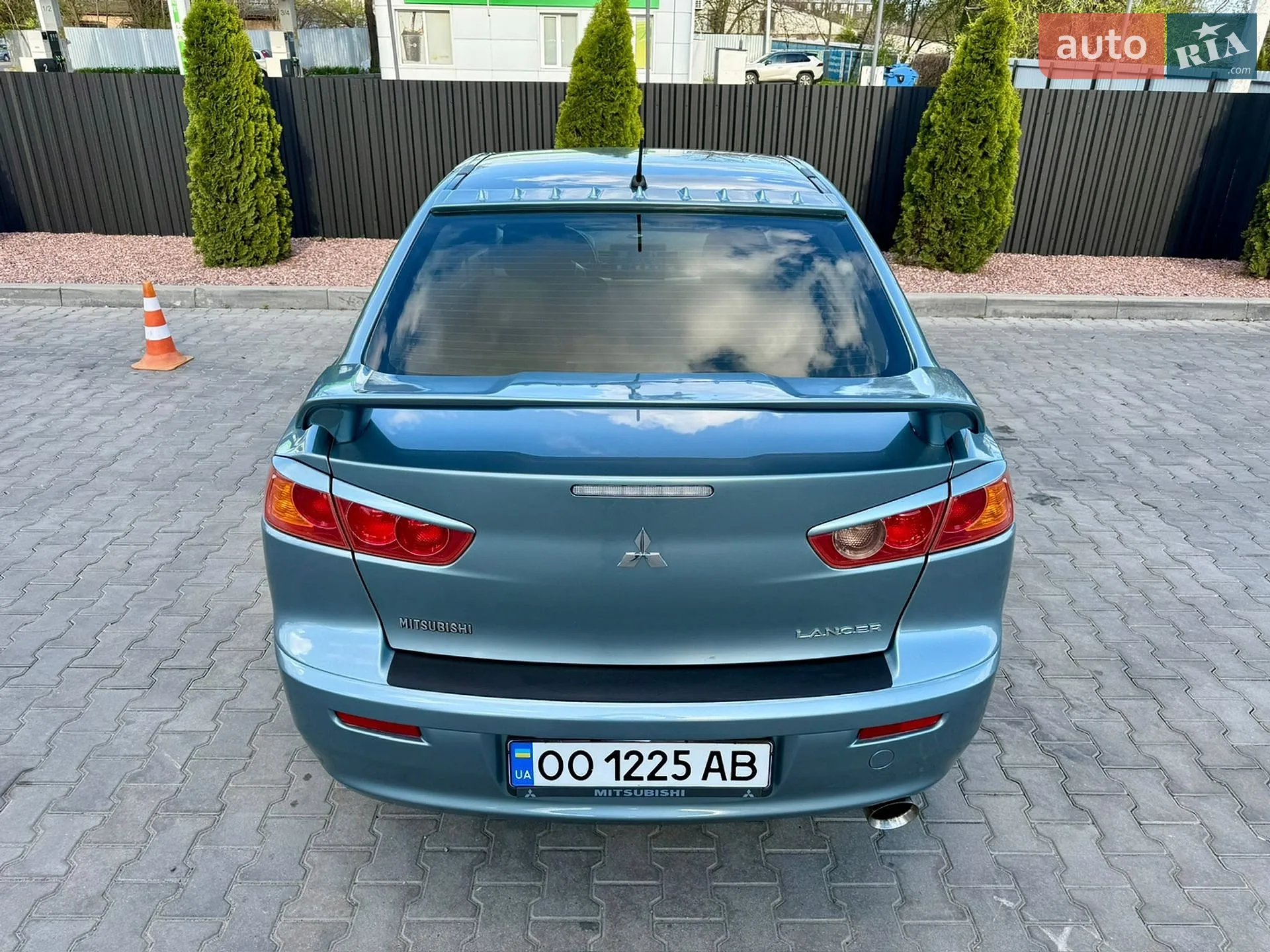 2010 Mitsubishi Lancer - мініатюра 15