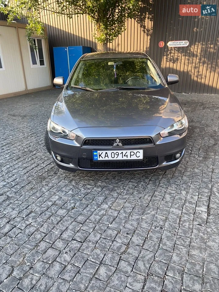 2011 Mitsubishi Lancer - мініатюра 25
