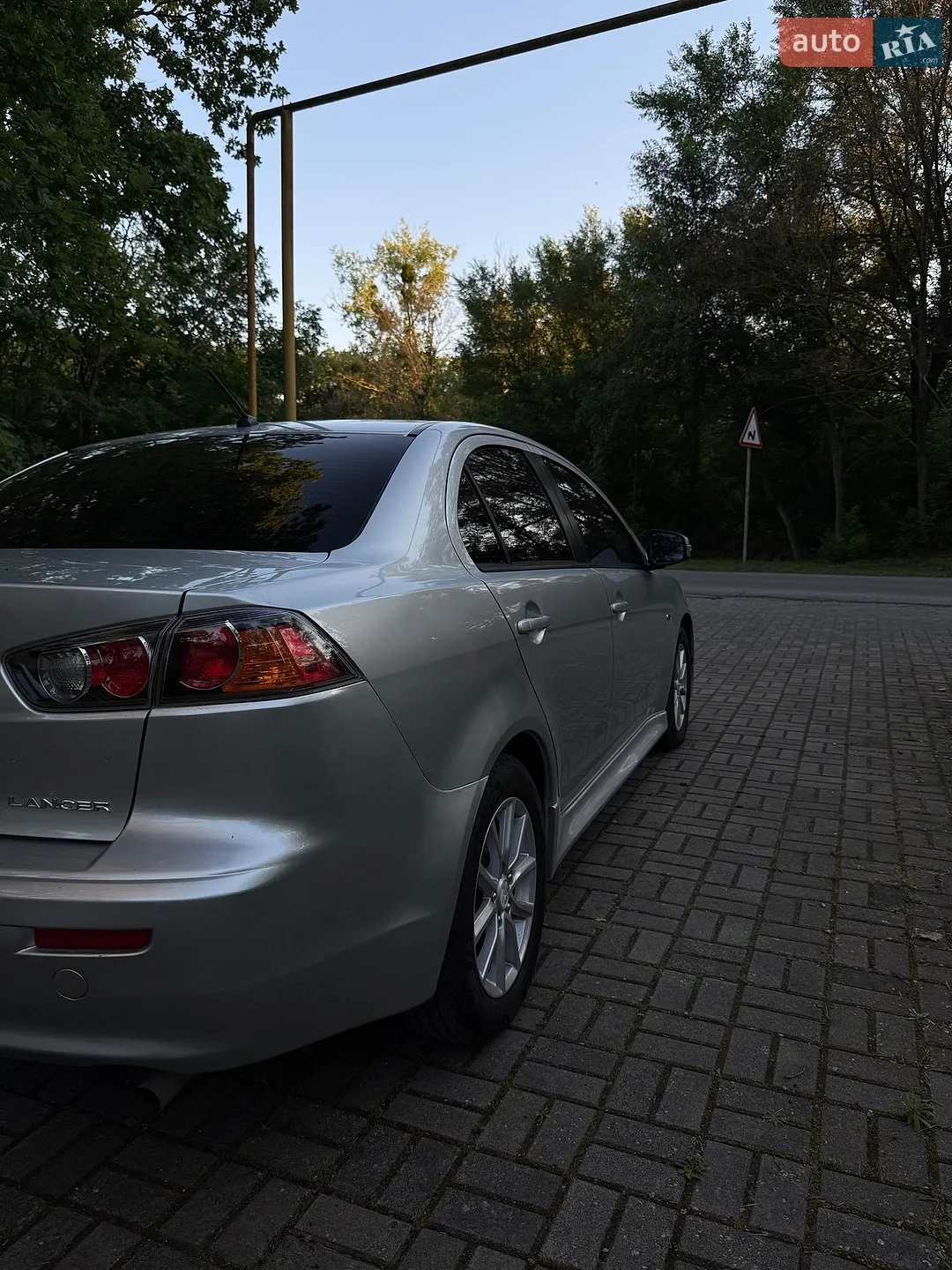 2015 Mitsubishi Lancer - мініатюра 9
