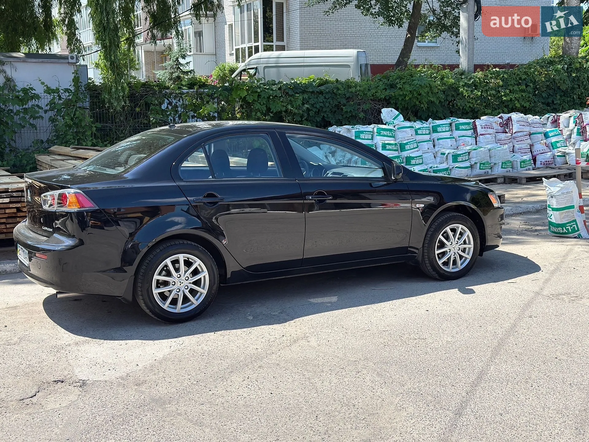 2010 Mitsubishi Lancer - мініатюра 6