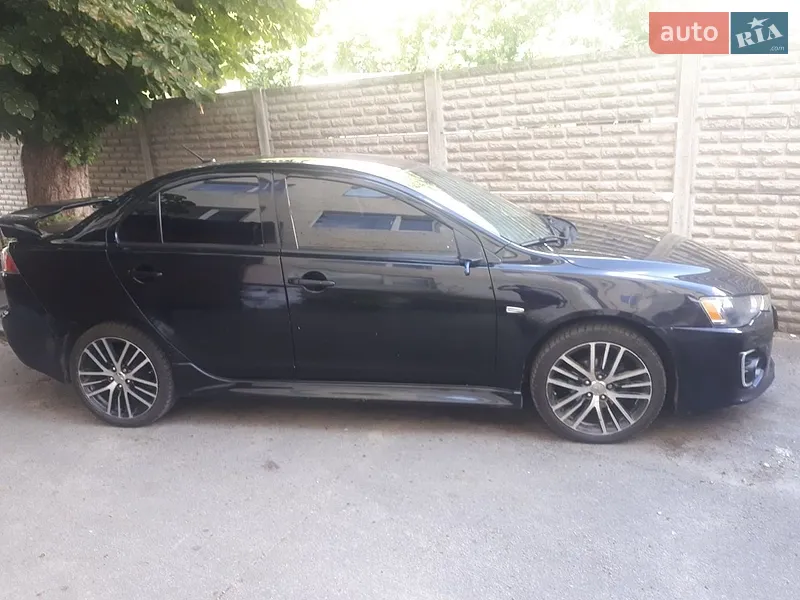 Mitsubishi Lancer