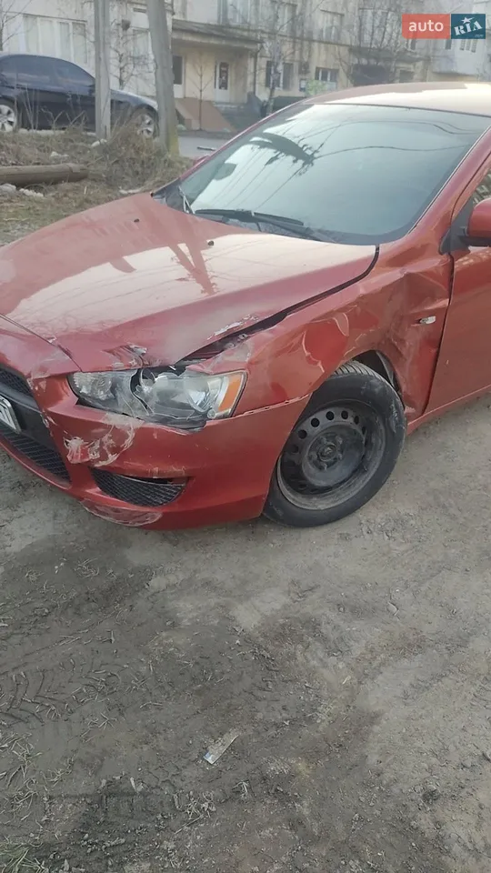 2010 Mitsubishi Lancer - мініатюра 18