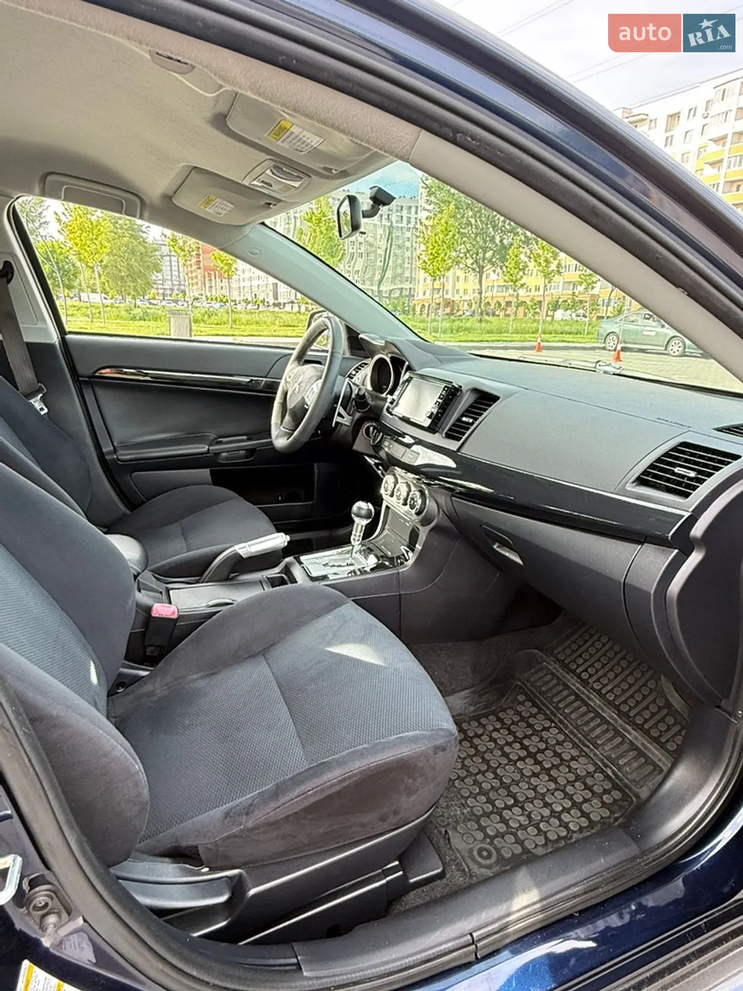 2014 Mitsubishi Lancer - мініатюра 16