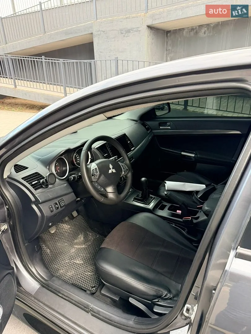 2011 Mitsubishi Lancer - мініатюра 8