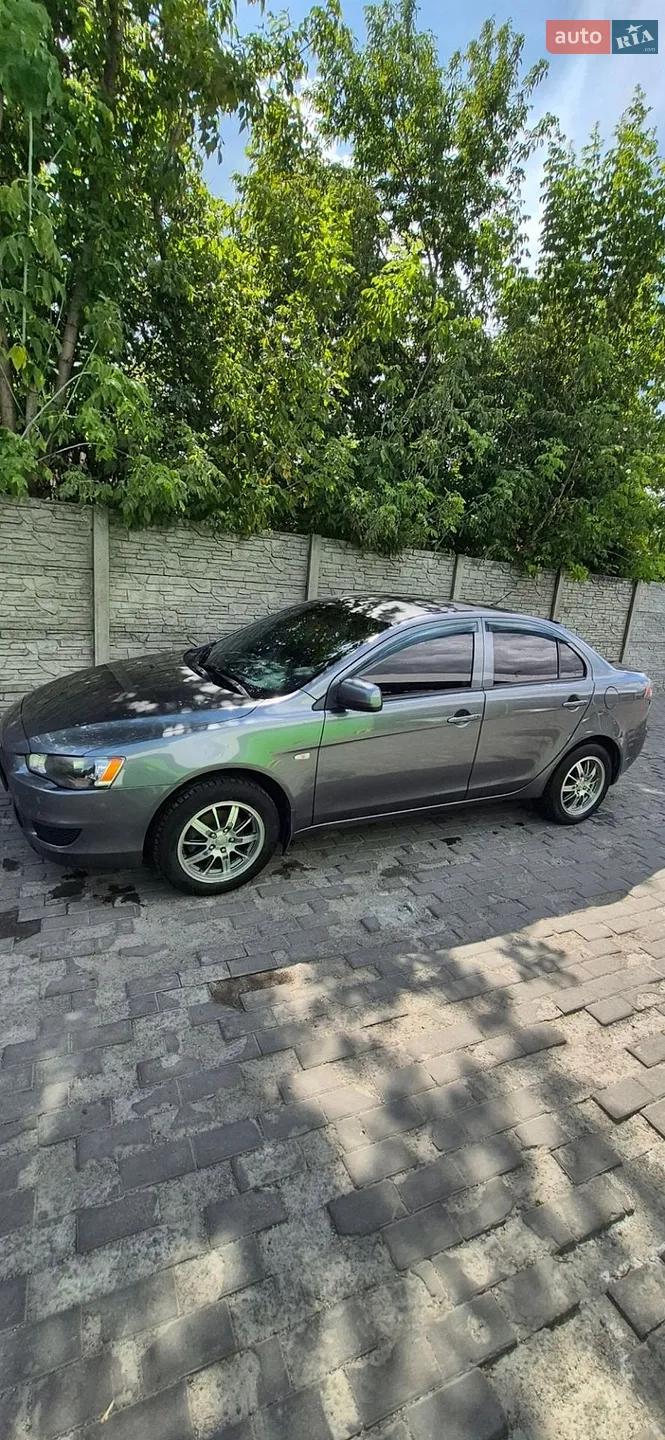 2011 Mitsubishi Lancer - мініатюра 21