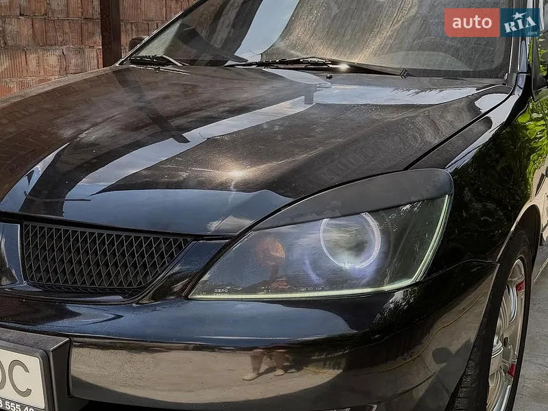 Mitsubishi Lancer