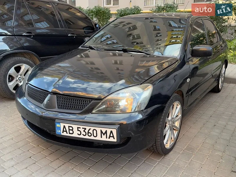 Mitsubishi Lancer