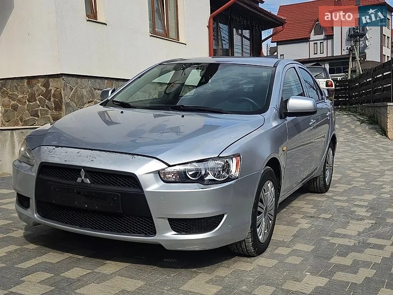 Mitsubishi Lancer 2011