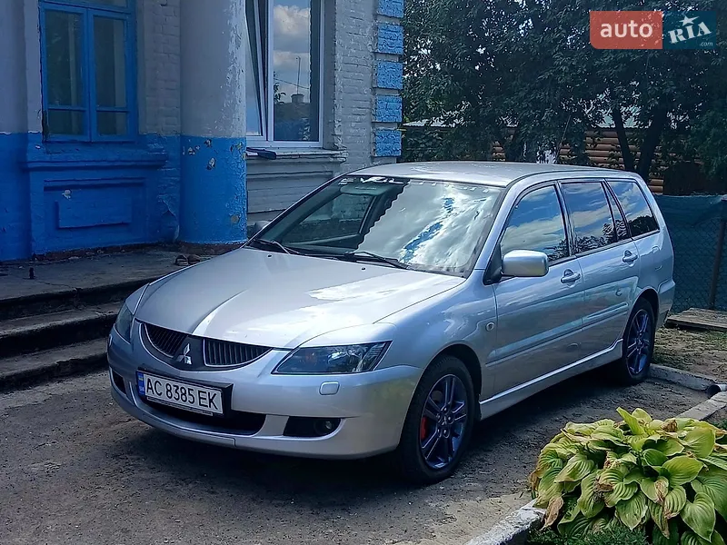 Mitsubishi Lancer
