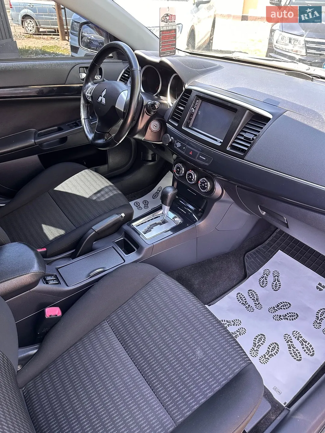 2012 Mitsubishi Lancer - мініатюра 12