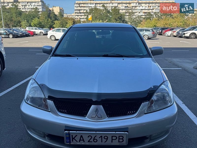 Седан Mitsubishi Lancer 2007 в Киеве