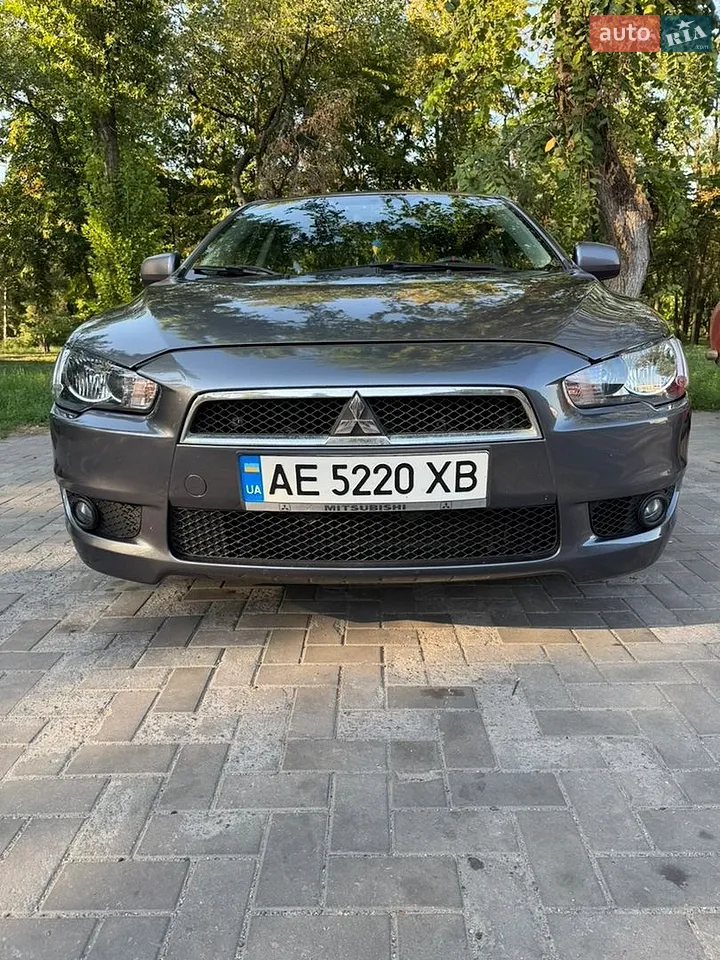 2011 Mitsubishi Lancer - мініатюра 13